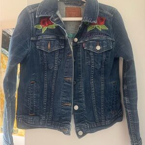 Pre-Owned Embroidered Denim Jacket with Red Roses